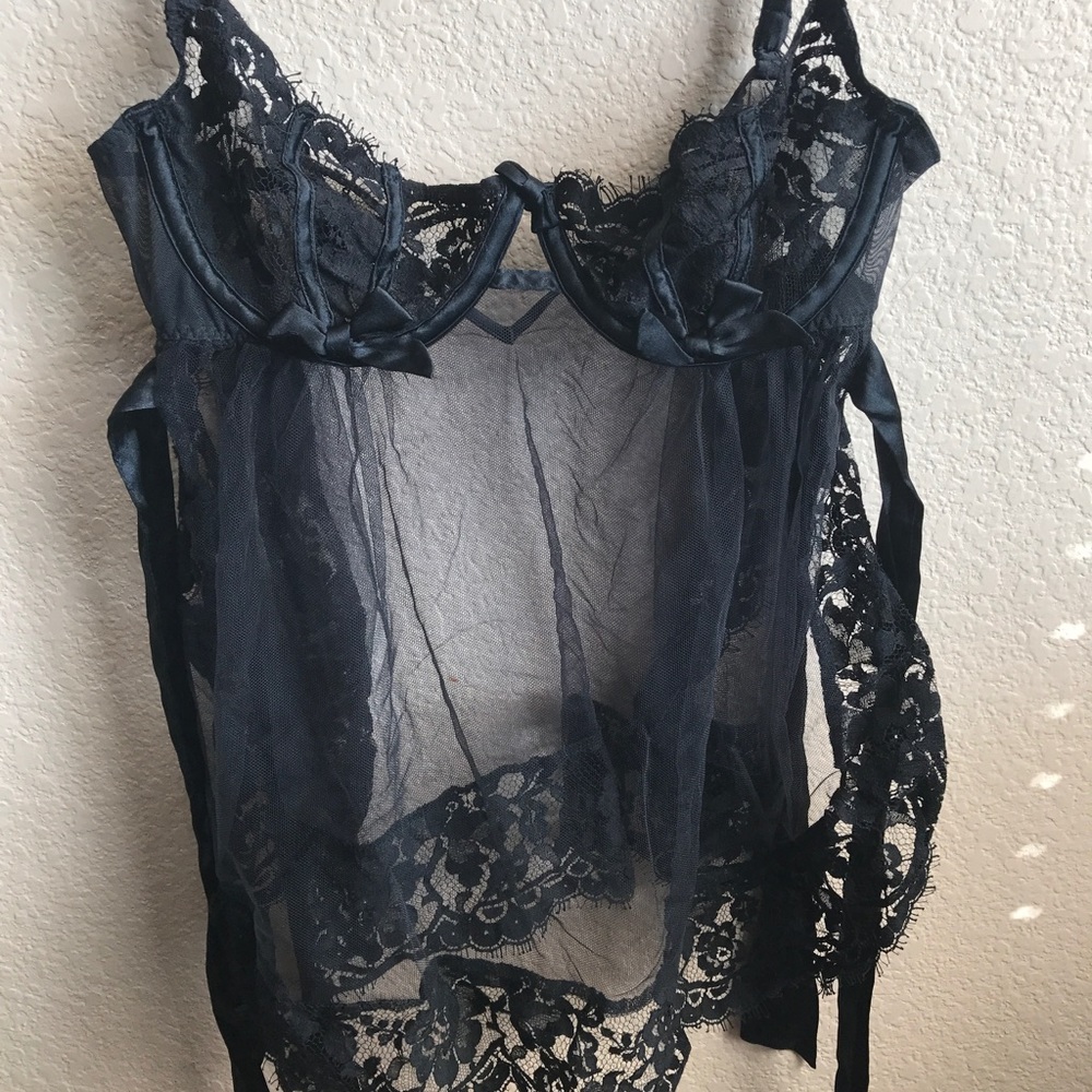 NWT RARE Victoria's Secret Lace Bow Cup Babydoll